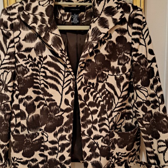 Women's jacket - Picture 1 of 8